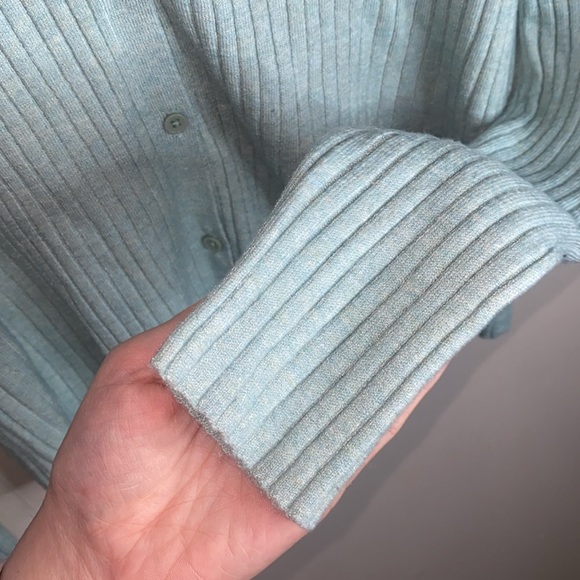 🌵Adorable NWT Women's Fine Gauge Ribbed Button up Cardigan! - Picture 6 of 11